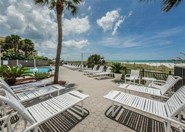 Beachfront Madeira Norte St. Pete Beach Dış mekan fotoğraf