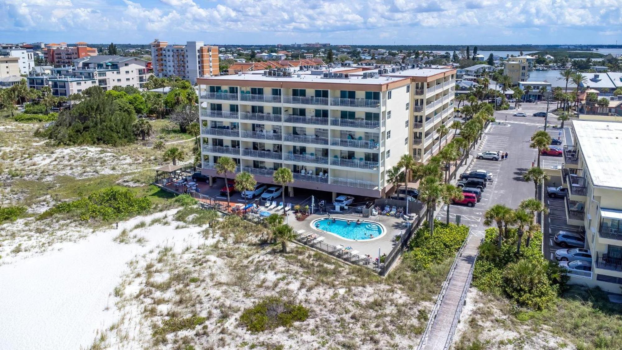 Beachfront Madeira Norte St. Pete Beach Dış mekan fotoğraf